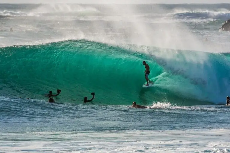 Surf Spots in Australia- The Complete Guide to Surfing in Australia