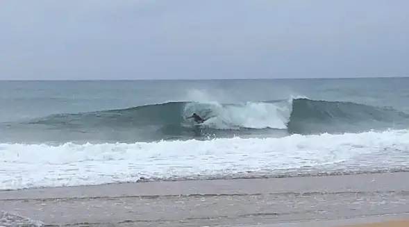 Playa Bluff Surfing in December