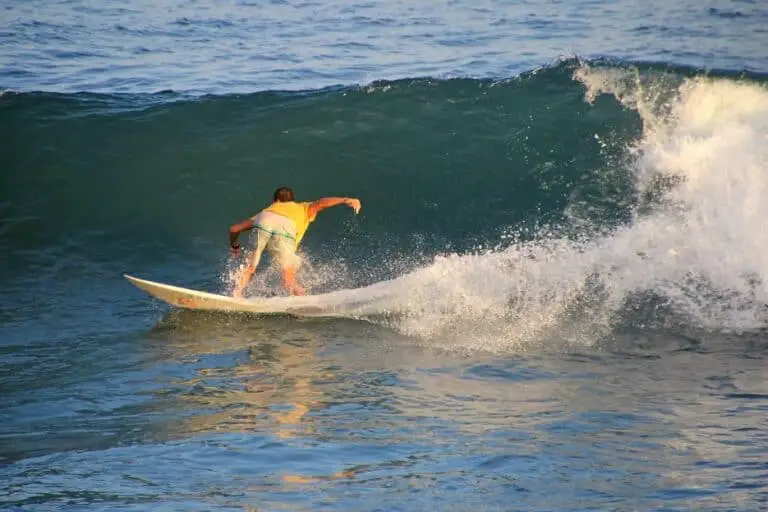 Best Surf Spots in El Salvador for Beginners