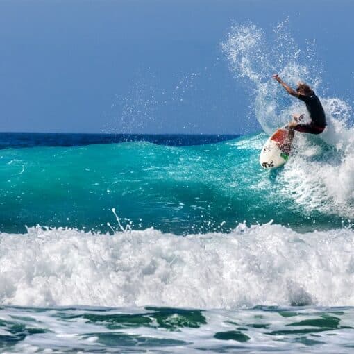 5 Best Surf Spots in Mexico for Beginners