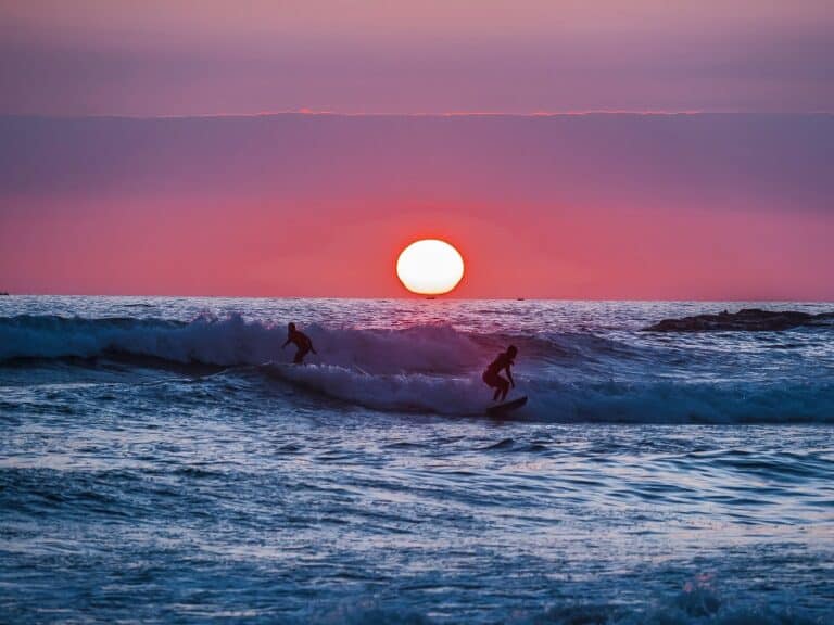 sunset surf at Montanita