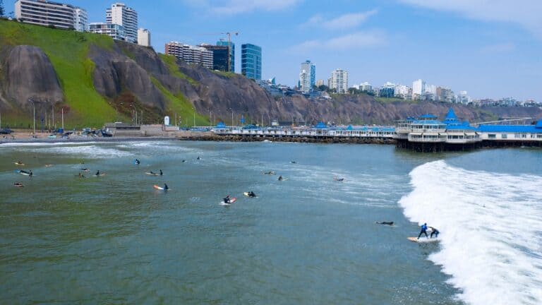 Beginner Surf Spot in Lima, Peru