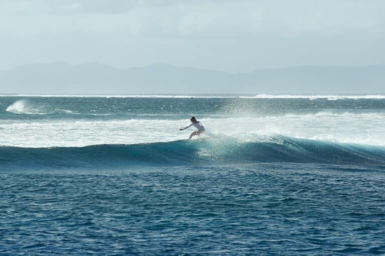 Surf Spots for Beginners in Fiji