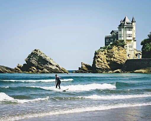 5 Best Surf Spots in France for Beginners