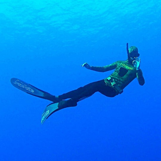 Me freediving