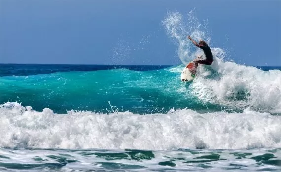 5 Best Surf Spots in Mexico for Beginners