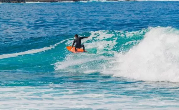 Best Surf Spots in the Canary Islands for Beginners