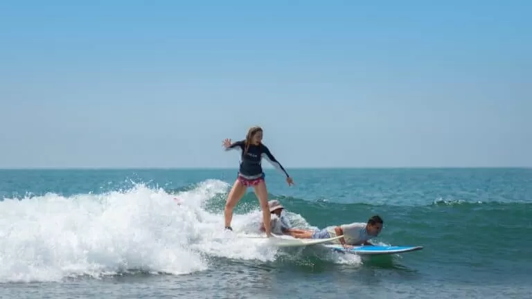 Beginner Surf in Mancora, Peru